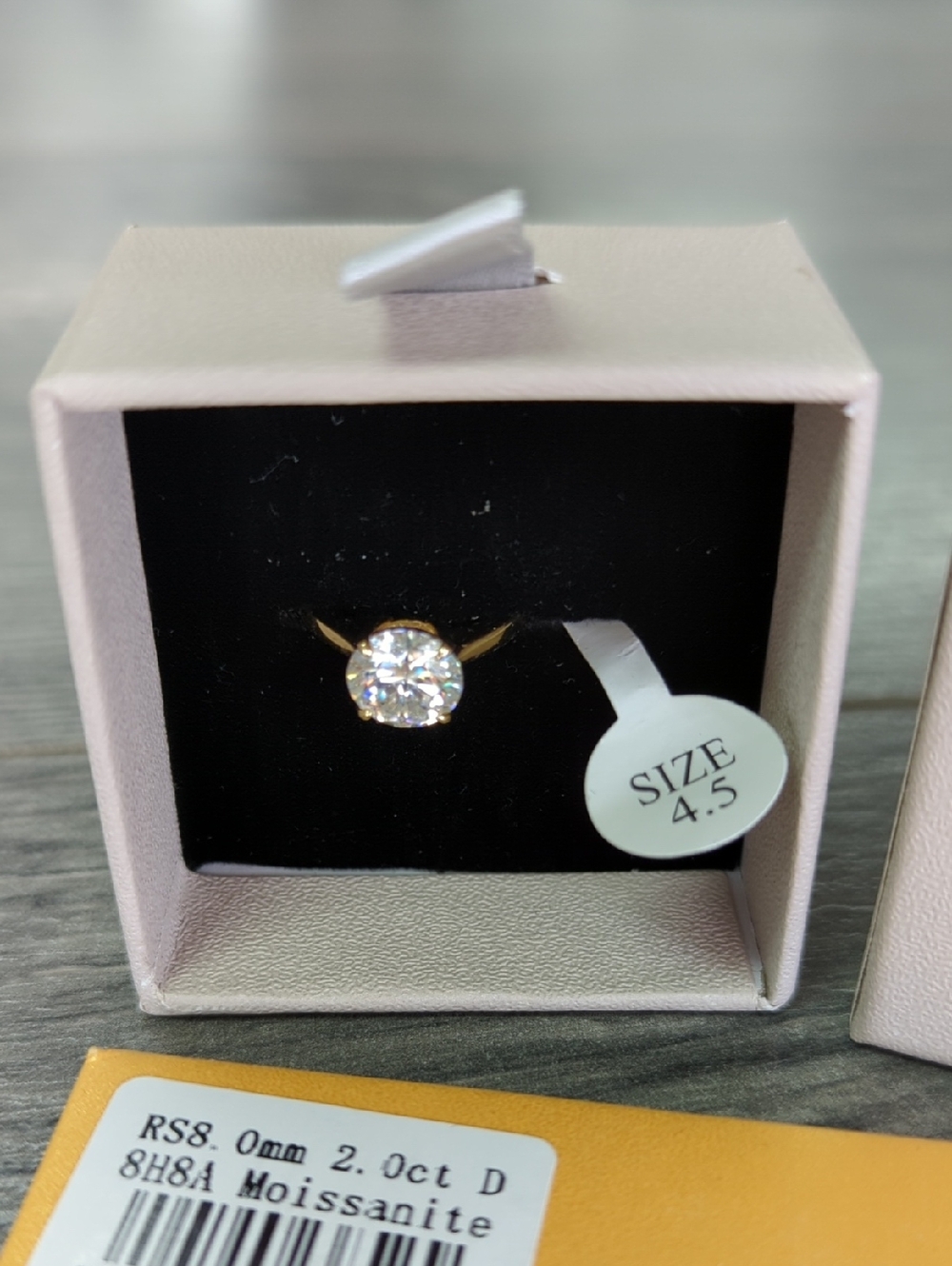2.0 Ct Moissanite Ring Size 4.5 - Picture 2 of 9